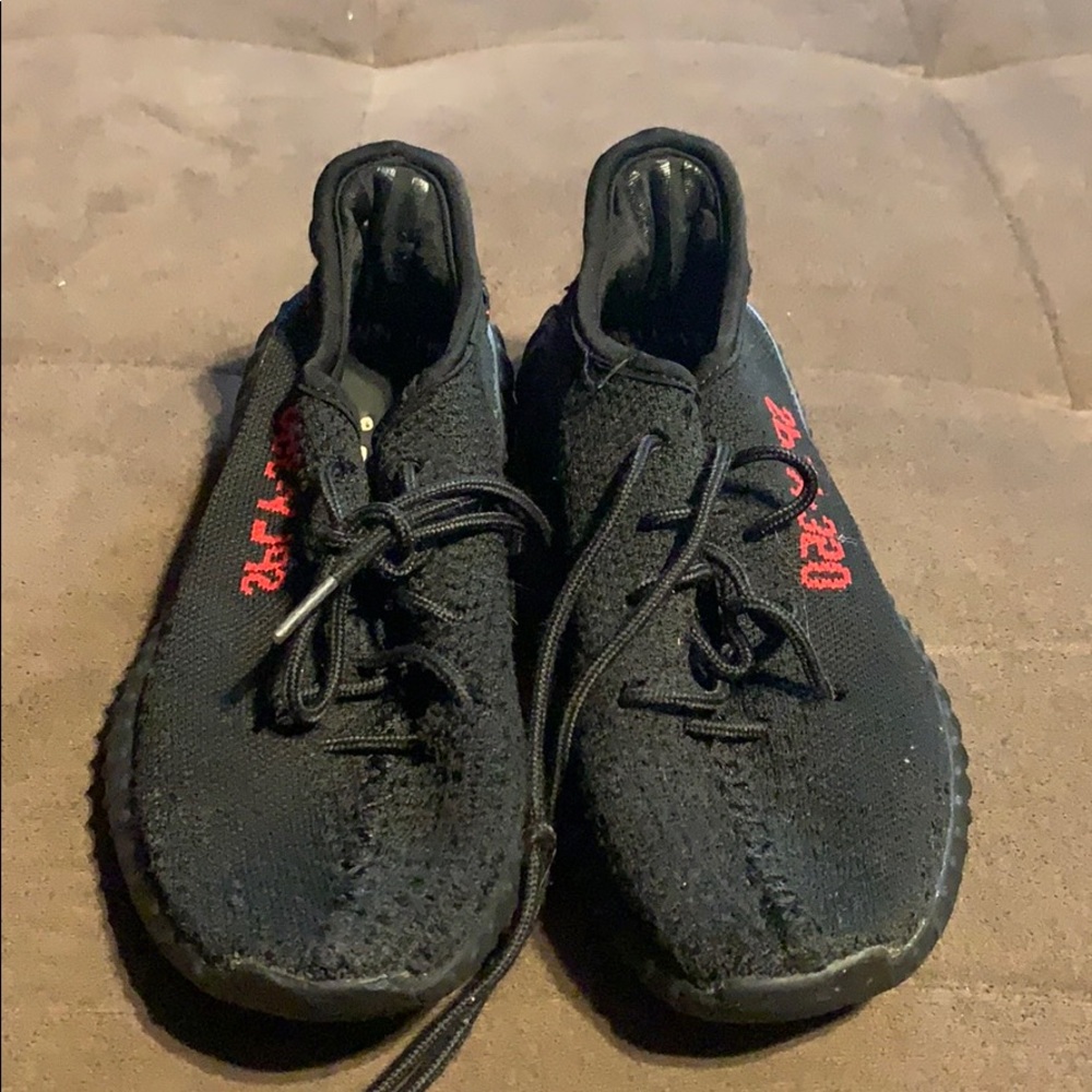 Gym shoes